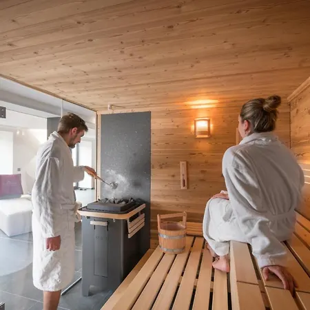Im Chaletstil Bergloft 115 Qm Wellness Fitness Sauna Bergroedelhof Apartmán *