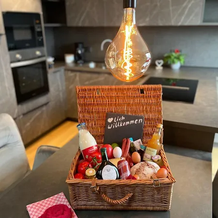 Im Chaletstil Bergloft 115 Qm Wellness Fitness Sauna Bergroedelhof Apartmán *